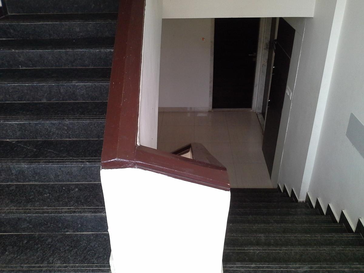 Hotel Galaxy Residency Vasai Luaran gambar