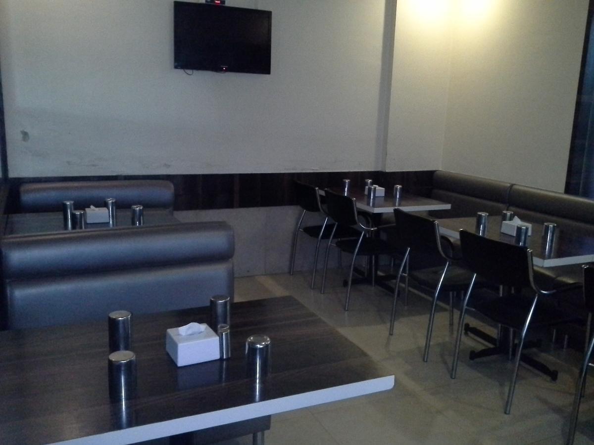 Hotel Galaxy Residency Vasai Luaran gambar
